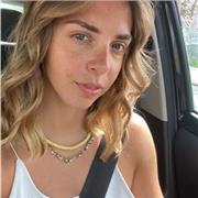 Laureanda in lettere classiche offre ripetizioni di latino, italiano, storia